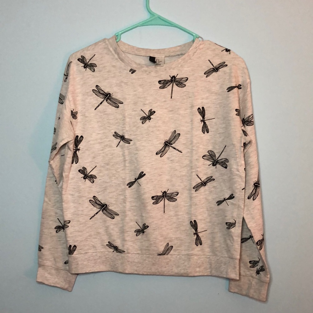Gray firefly graphic top